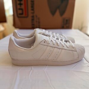 Adidas superstar triple white new in original box